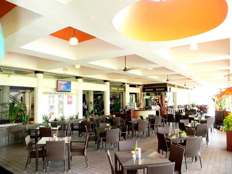 Resor Le Grandeur Palm Johor 5*
